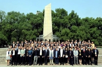 Yunus addressed Forum of Bankers and Investment at Shanghai Jiao Tong University